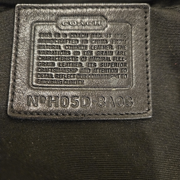 2005 Coach Hobo Bag With Tassel & Hangtag ( Vintage). And Wallet. - Picture 2 of 9